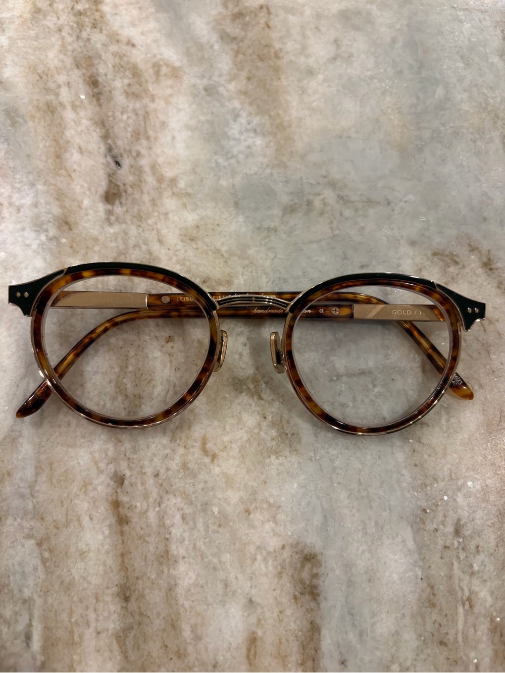 Leisure Society “Le Cannet” 18K Gold and Tortoiseshell Classic Round Frame